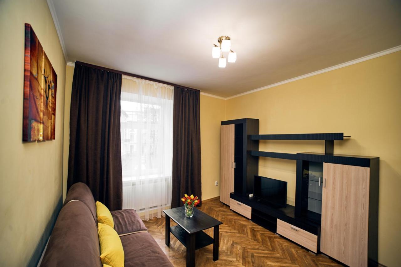 Apartments Near Potocki Palace Львів Екстер'єр фото